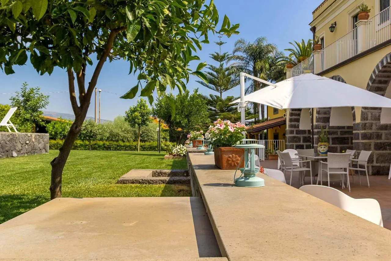 Villa Dimora Cariga - Home & Pool Giarre Italy